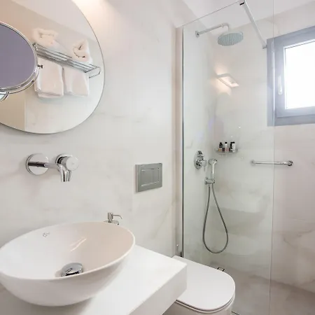 Nautilus Apartments-suites Aparthotel