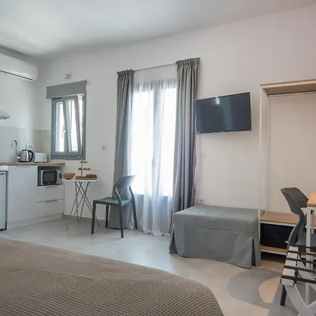 Nautilus Apartments-suites Páros