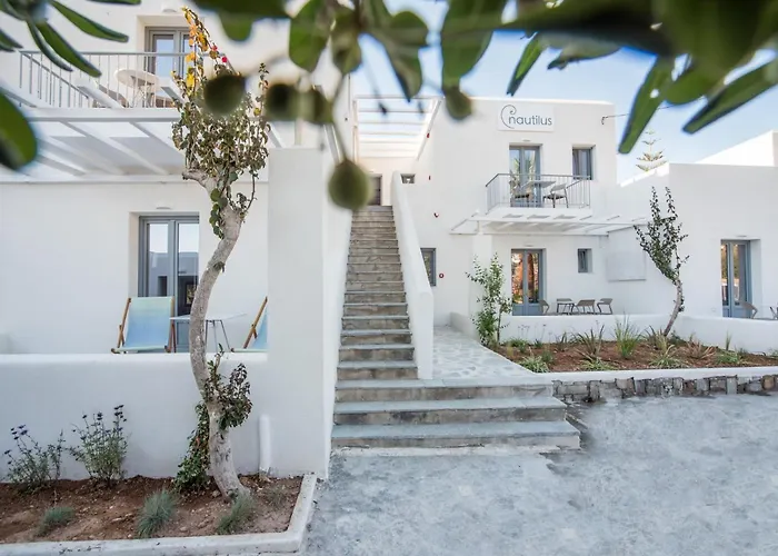 Lägenhetshotell Nautilus Apartments-suites 4*