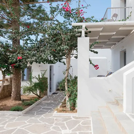 Nautilus Apartments-suites Aparthotel 3*