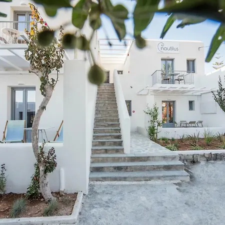 Nautilus Apartments-suites Aparthotel 3*